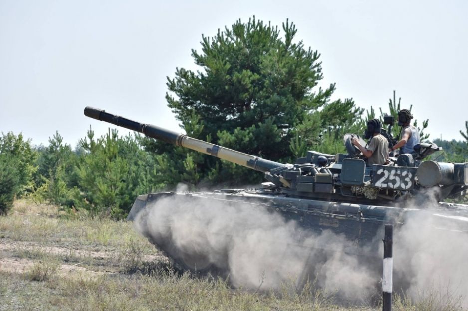 Днепровские танкисты привезли золото с первенства по танковому биатлону - рис. 1