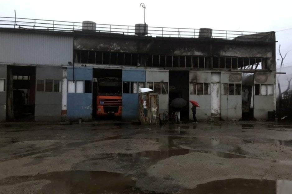 В Днепре случился пожар на территории автотранспортного предприятия - рис. 5