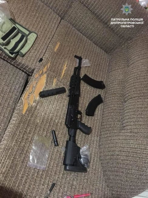 Патруль приехал на бытовую ссору, а нашел оружие - рис. 1
