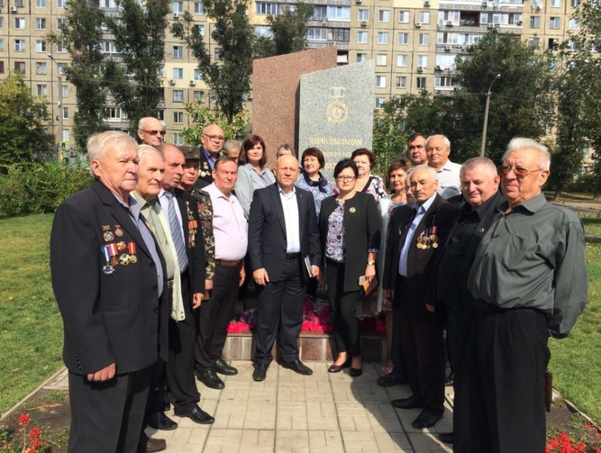 Пять лет с момента открытия памятника героям ЧАЭС в Днепре - рис. 3