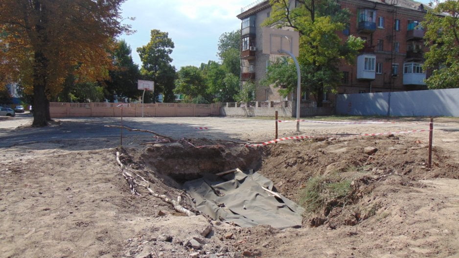Опасная стройка в школе № 62: что грозит ученикам - рис. 1