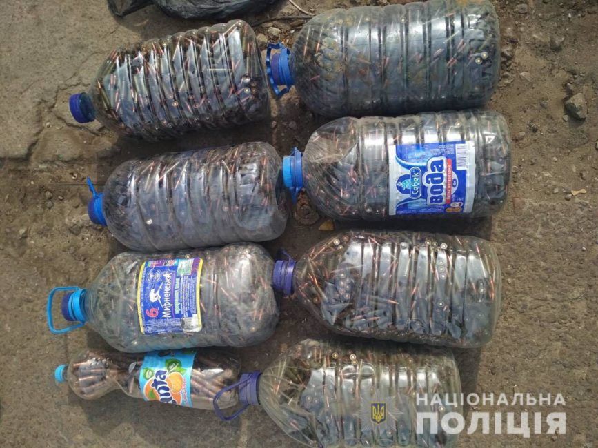 На Днепропетровщине нашли склад боеприпасов - рис. 1