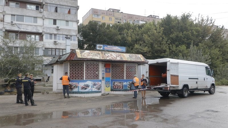 В Днепре продолжается демонтаж наливаек - рис. 1